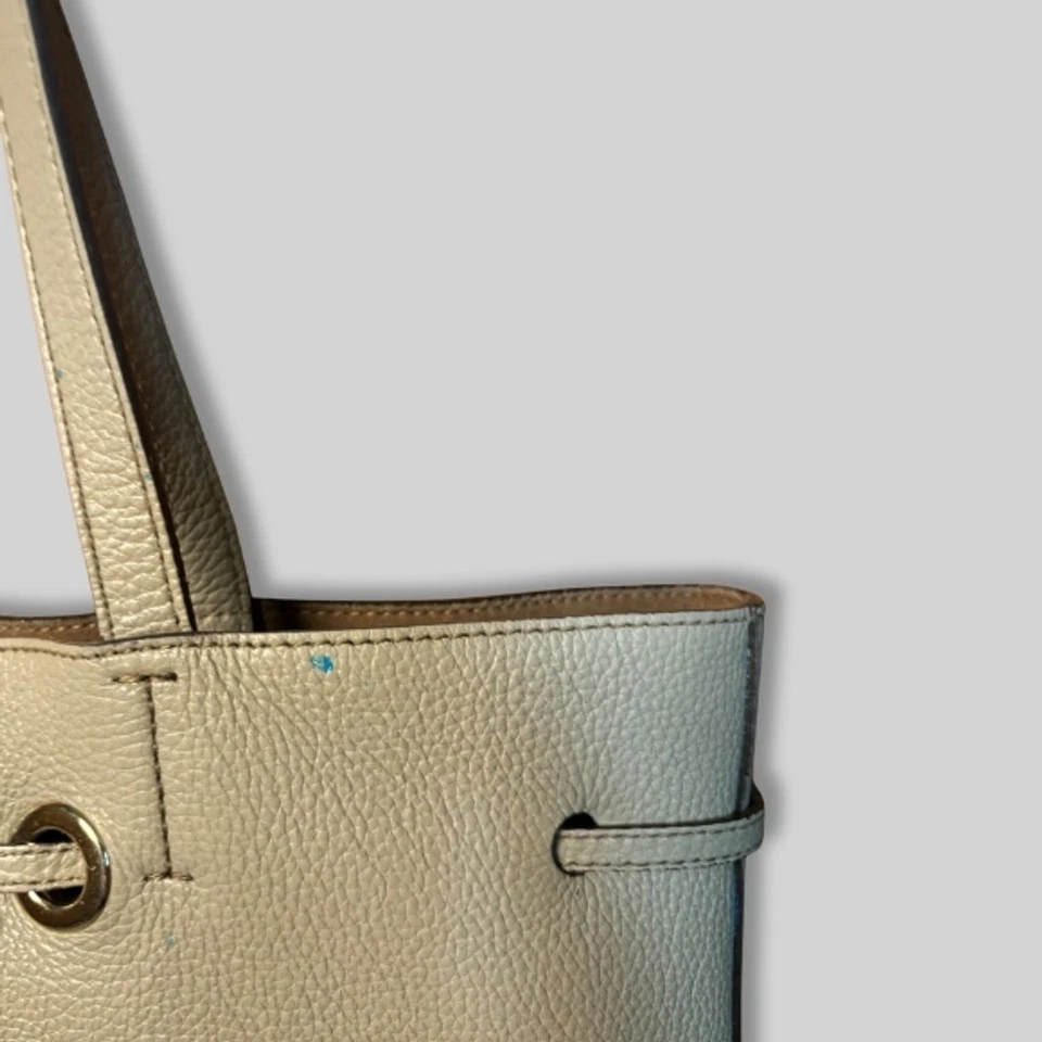 Bolso de Mano Furla Babylon Costanza Bucket Cuero Genuino Cierre con Cordón Taupe OS Foto 3 de 4