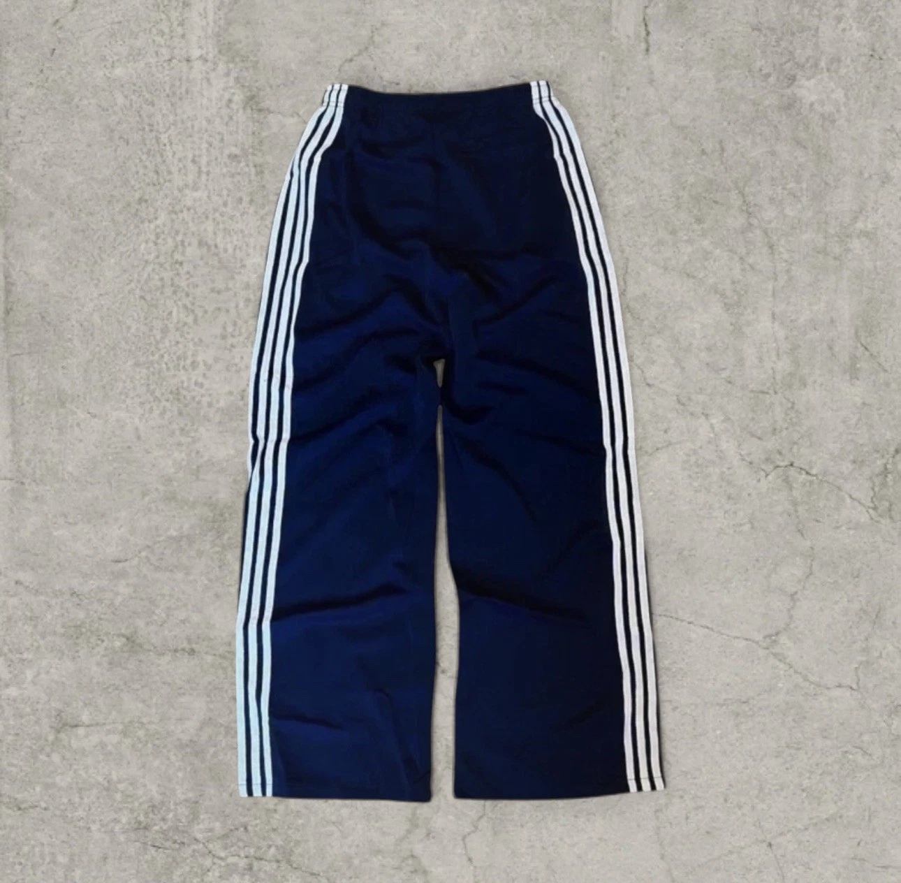 Incredible wide leg Korean joggers in navy blue with white stripes. Size S