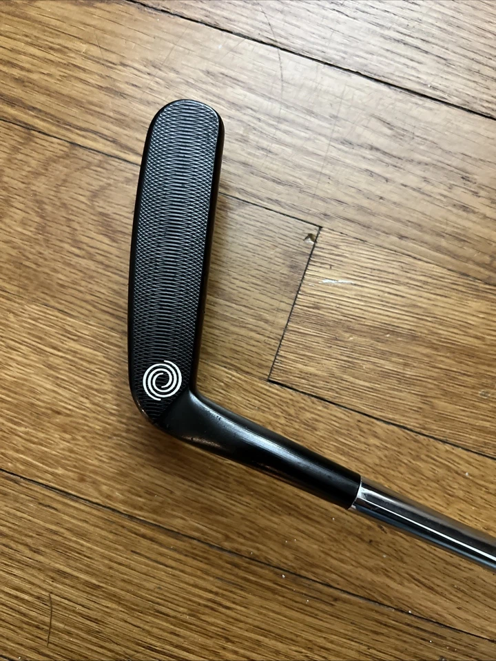 ODYSSEY Black Series Tour Designs Model 8 340 Tungsten 33 Inch RH Putter - Image 2 of 4