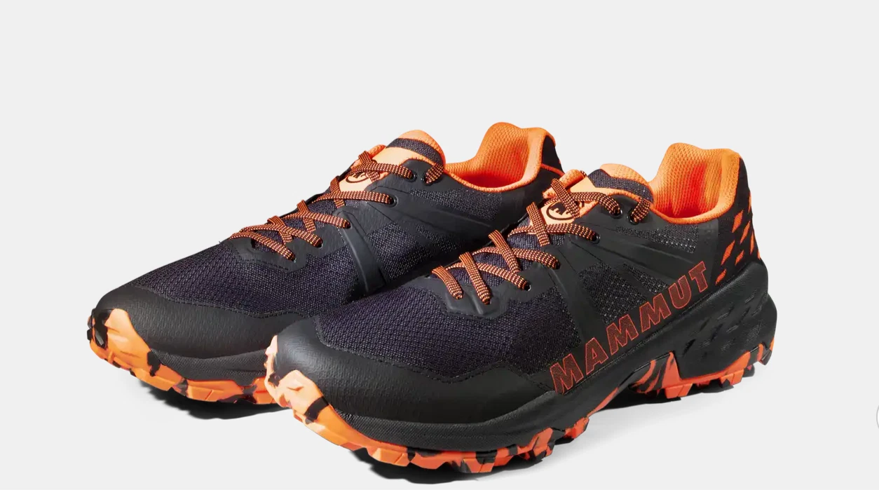 Men's MAMMUT® Sertig II Low Lightweight Shoe | Black - Vibrant Orange | 9 - 13
Opens in a new window