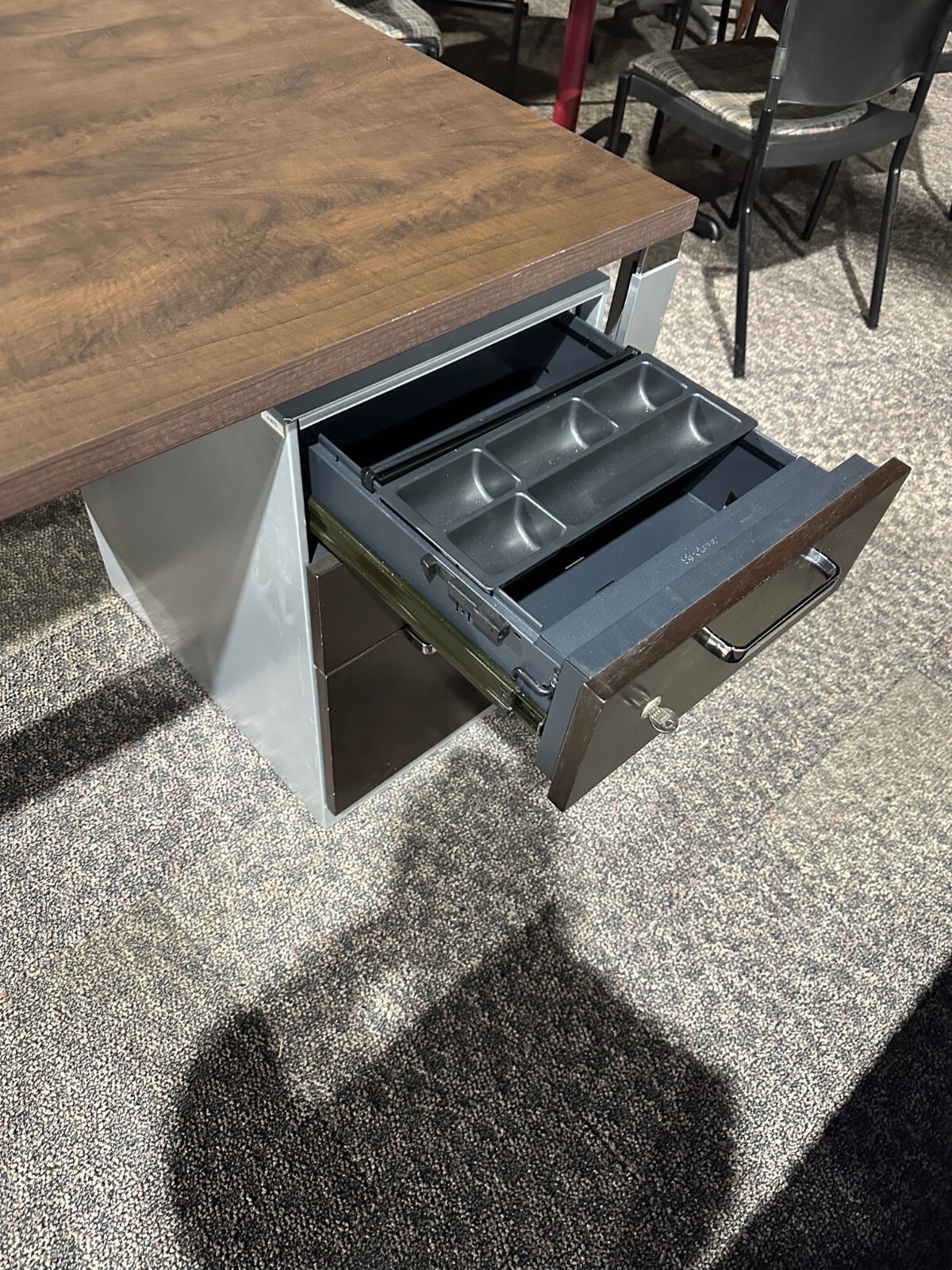 Contemporary Style Desk by Steelcase Office Furniture eBay