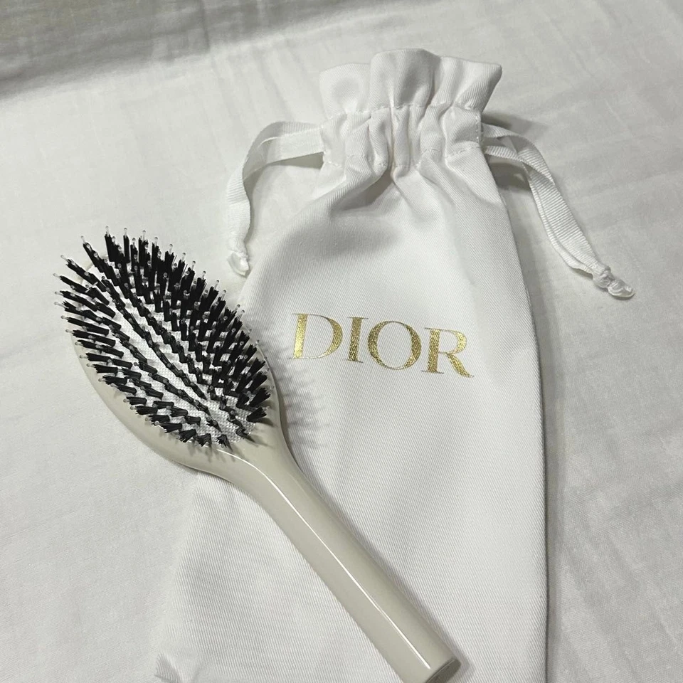 Christian Dior Novelty Gift J'Adore Mist 40ml Hair Brush Drawstring Bag - Image 3 of 4
