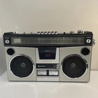 VINTAGE SANYO M4500K STEREO RADIO CASSETTE RECORDER BOOMBOX. RADIO WORKS. READ.