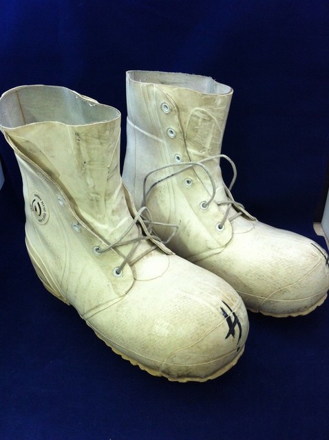 white cold weather boots