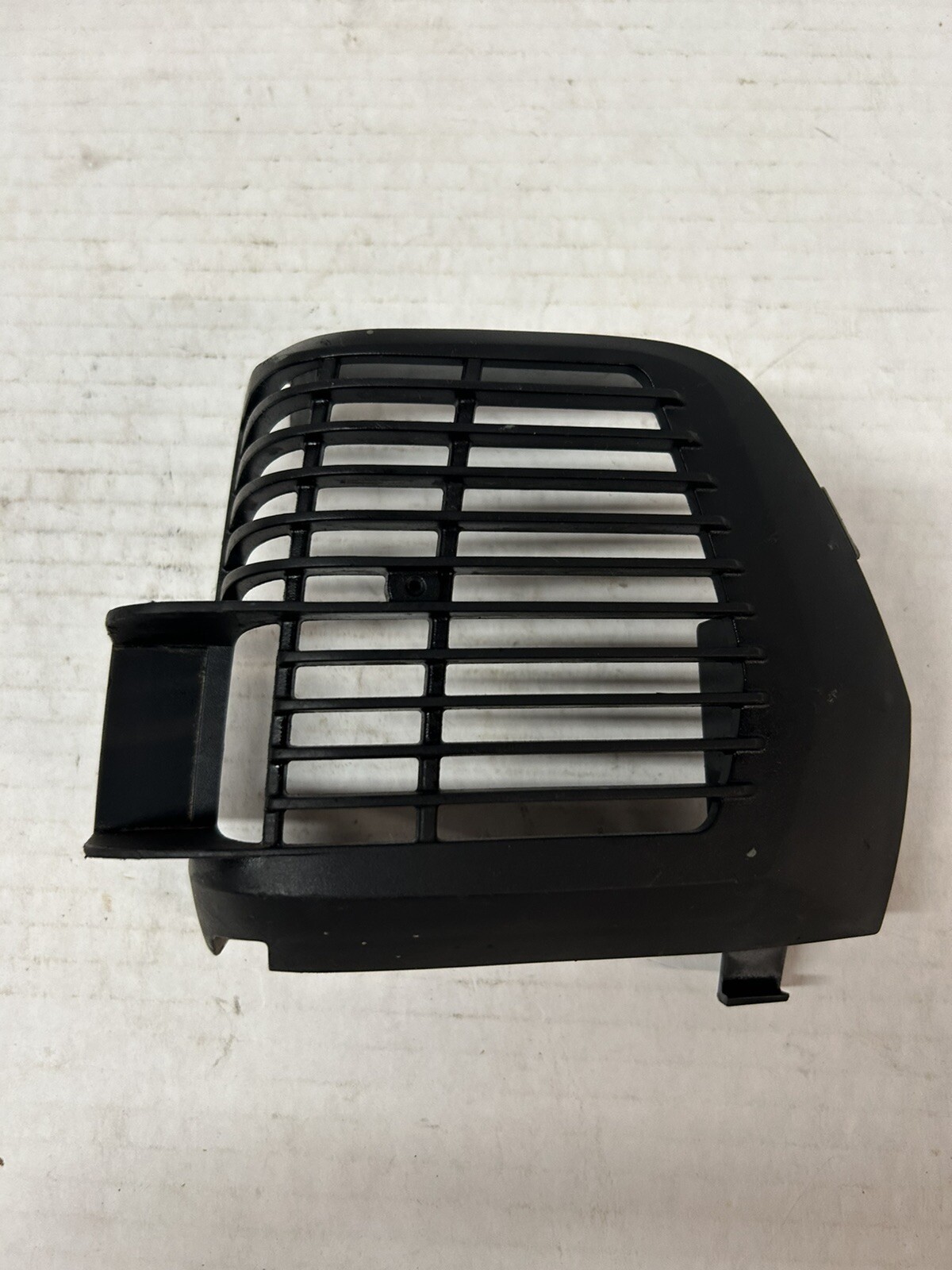 Poulan Pro PP338PT Trimmer muffler guard 545156301