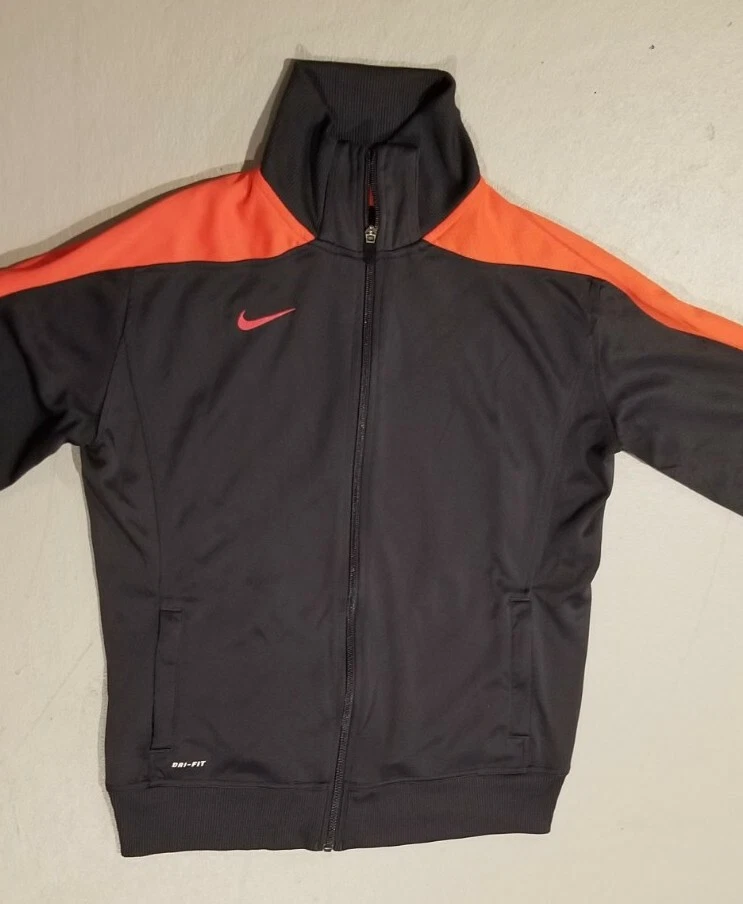 Nike women's shop dry jacket