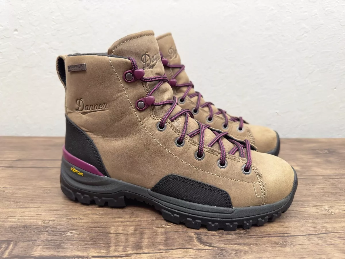 Danner stronghold hotsell work boots