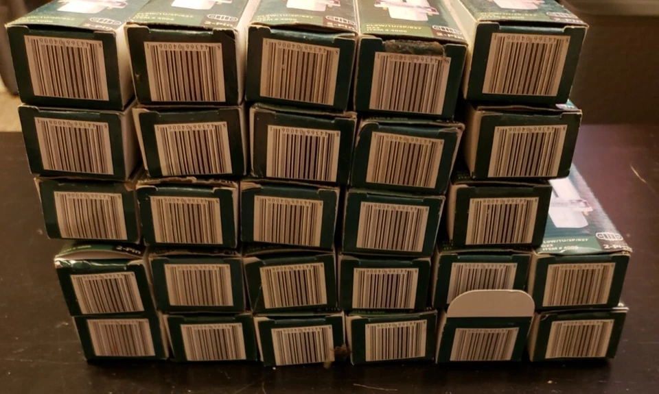 (批量27)9瓦荧光灯灯泡PL9W/1U/2P/827 Plusrite 4006全新带盒 — 第 4/4 张图片