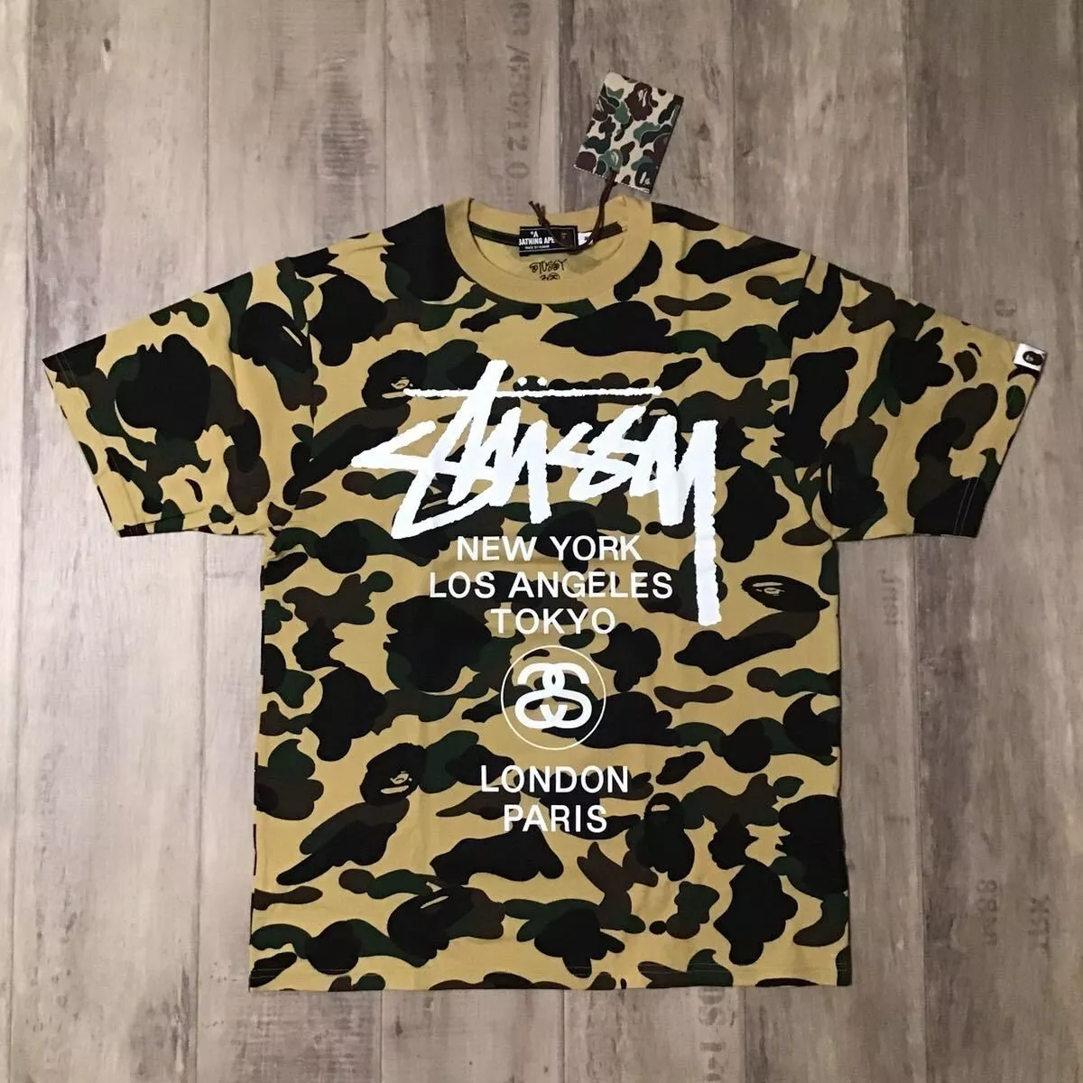 BAPE × stussy 30th Anniversary World Tour T-shirt 1st camo A Bathing Ape  Size M