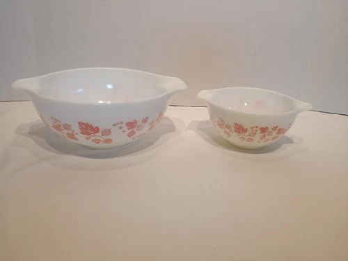 2 Pyrex Pink Gooseberry Cinderella Nesting Mixing Bowls (#441, 443)