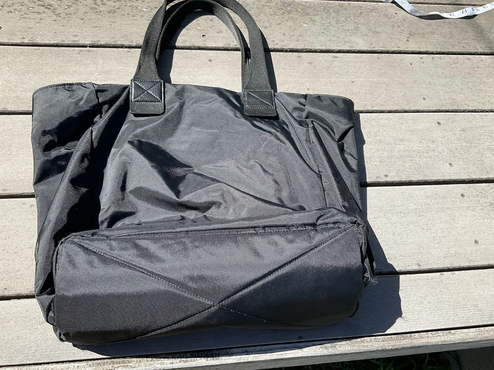 Bolso de Mano MARC JACOBS Motociclista Nylon Grande Negro para Llevar Todo Excelente Foto 3 de 4