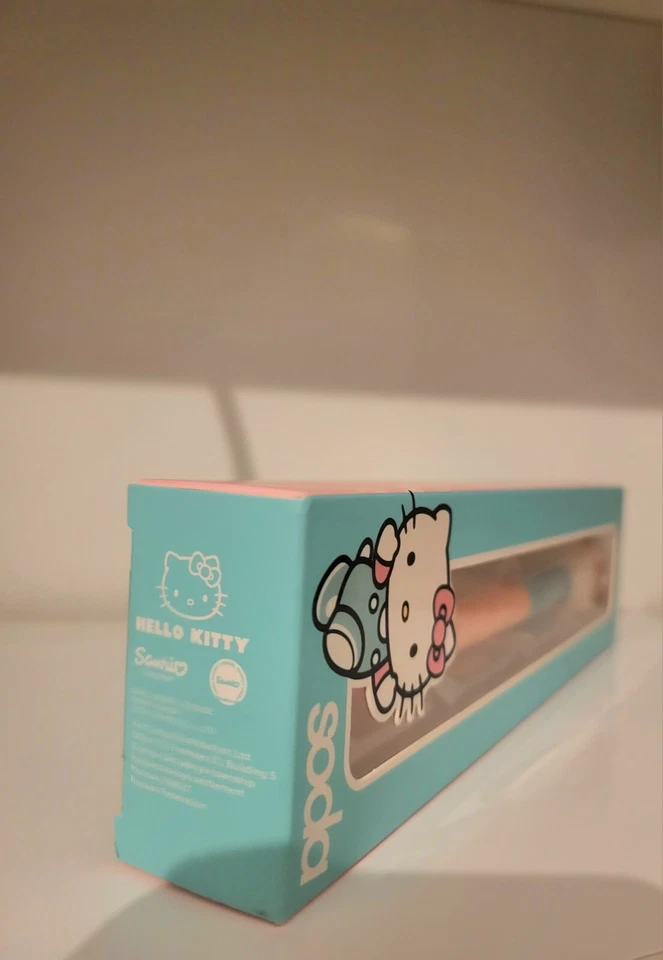 Sanrio Hello Kitty x Soda limitierter Make up Blush Brush - Bild 4 von 4