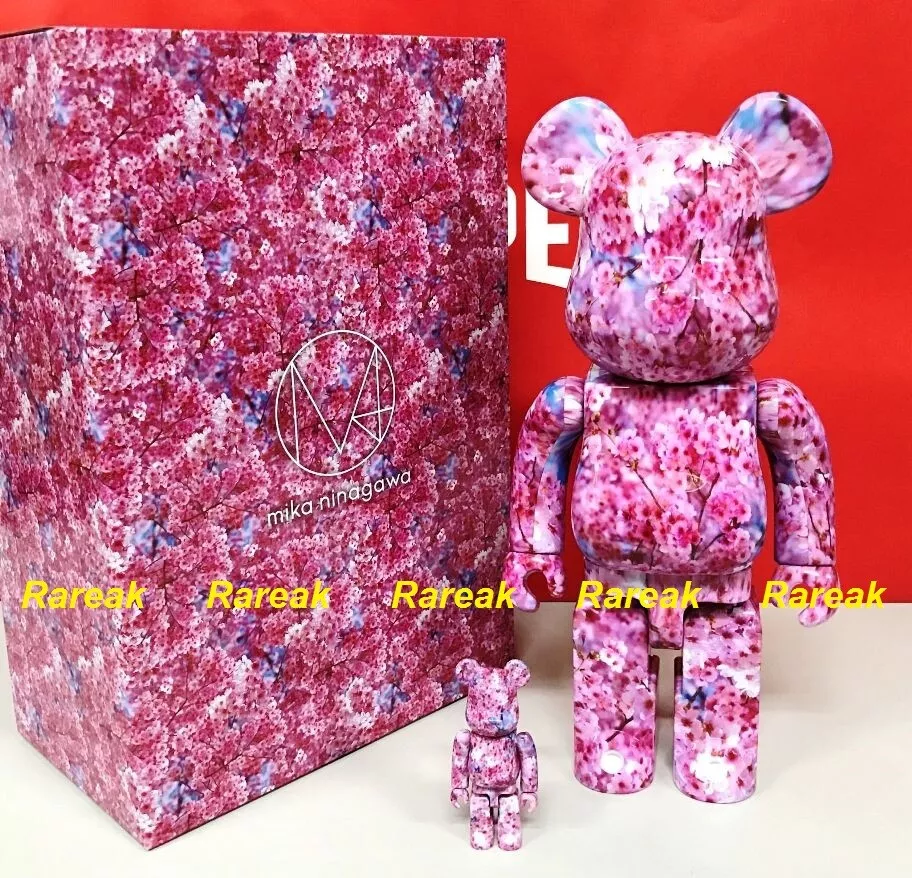 Medicom Bearbrick x Miku Ninagawa 桜-