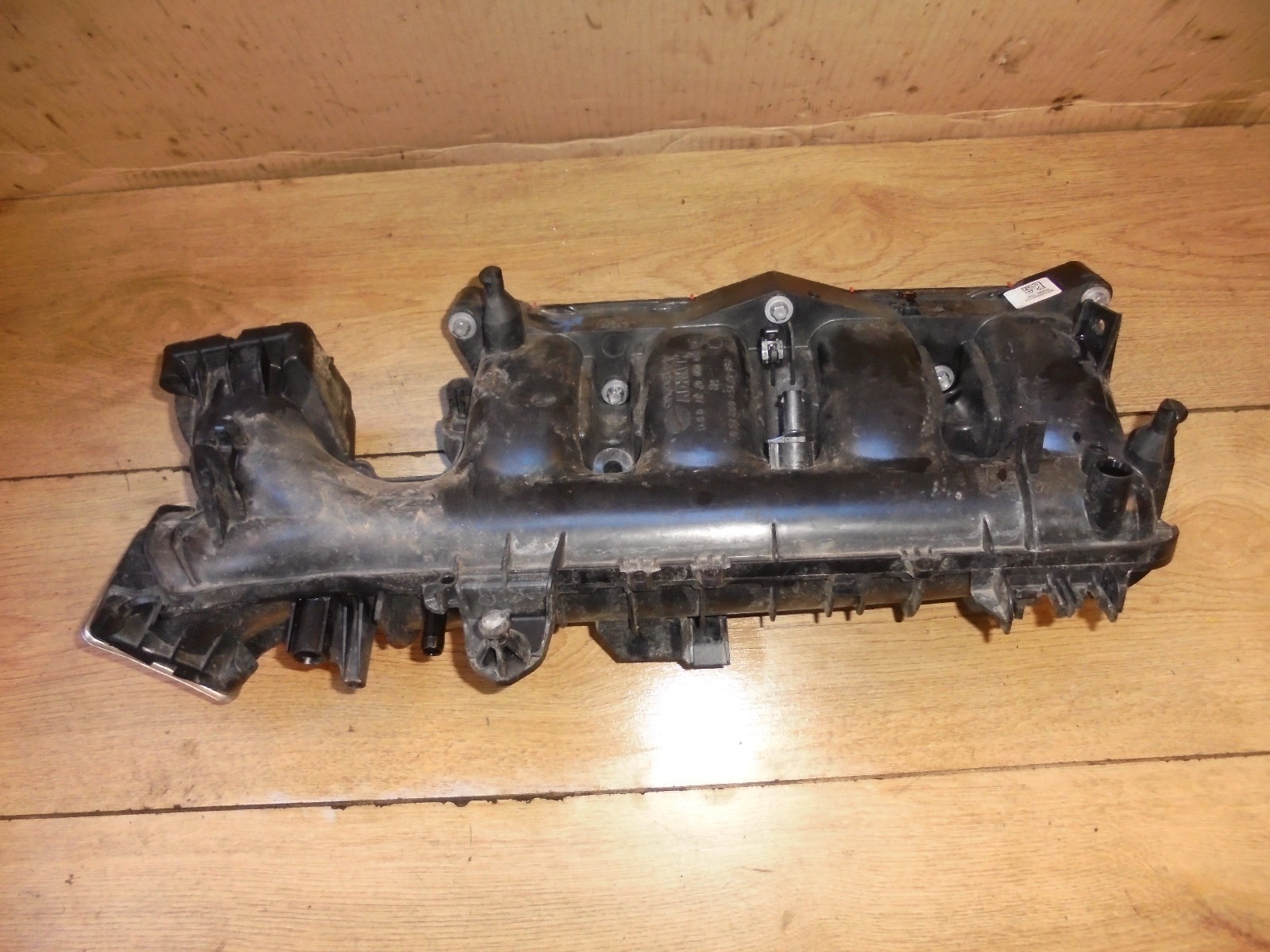 2016 Mercedes A Class A160 1.6 16V M270910 Inlet Intake Manifold A2700900737