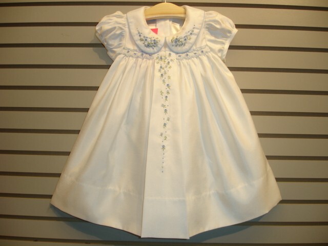 Ciao Bebe NEW Hand Embroidered Smocked Dress Baby Girl Cream WHITE NB