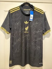 SIGNED Adidas Mexico De Oro Mens LARGE Authentic Jersey