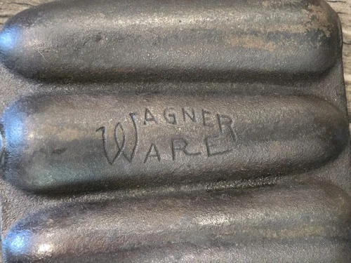 Wagner Ware Cast Iron Cornbread Corn Stick Muffin Pan 7 Made In USA