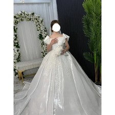 White Elegant Bridal Wedding Gown Ruffle Sleeve Lace Applique Satin A Line Gowns