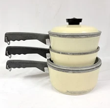 CLUB Cast Aluminum Cookwear 5 pc Set Sauce Pans Pots w/ Lids Vintage Cream Color