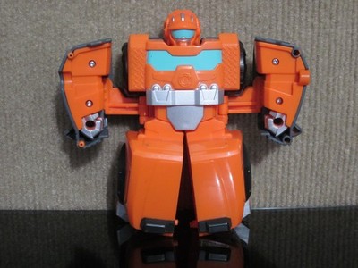 Transformers Playskool Rescue Bots Academy Cement Mixer Wedge Construction-Bot