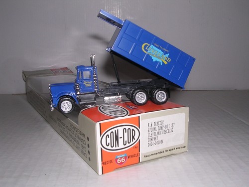 Camión de volteo CON-COR #1064 Kenworth H.D. carbón "Cleveland Wrecking" construido H.O. | Zustand: New