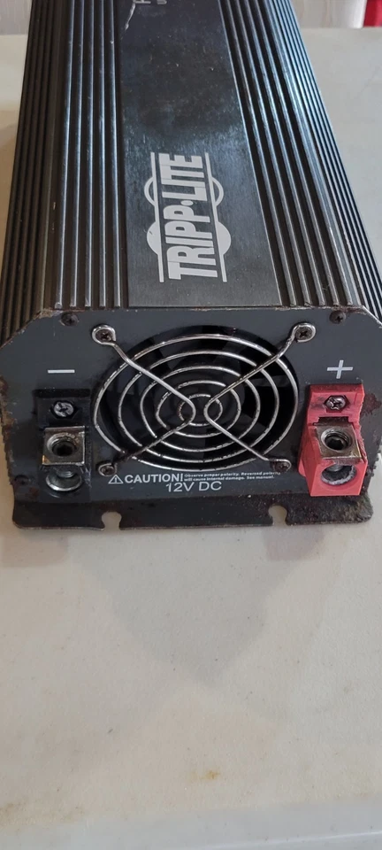 inversor de potencia tripp lite 1800 vatios Foto 3 de 4