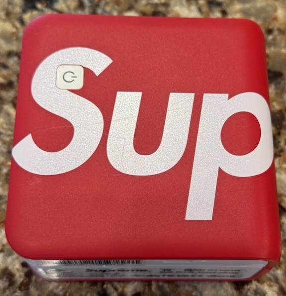 Supreme Phomemo Mini Pocket Printer Thermal FW21 Authentic Supreme Phomemo Mini Pocket Printer Thermal FW21 Authentic