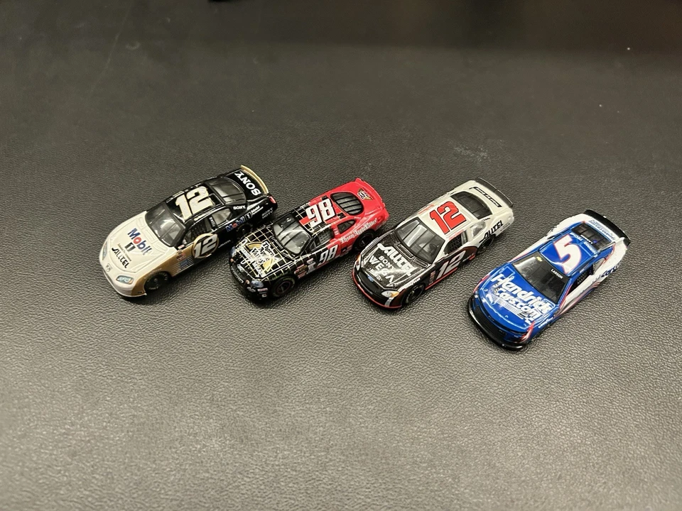 纳斯卡压铸 1/64 批量 4 件 Kyle Larson、Ryan Newman 和 Rich Buckle — 第 2/4 张图片