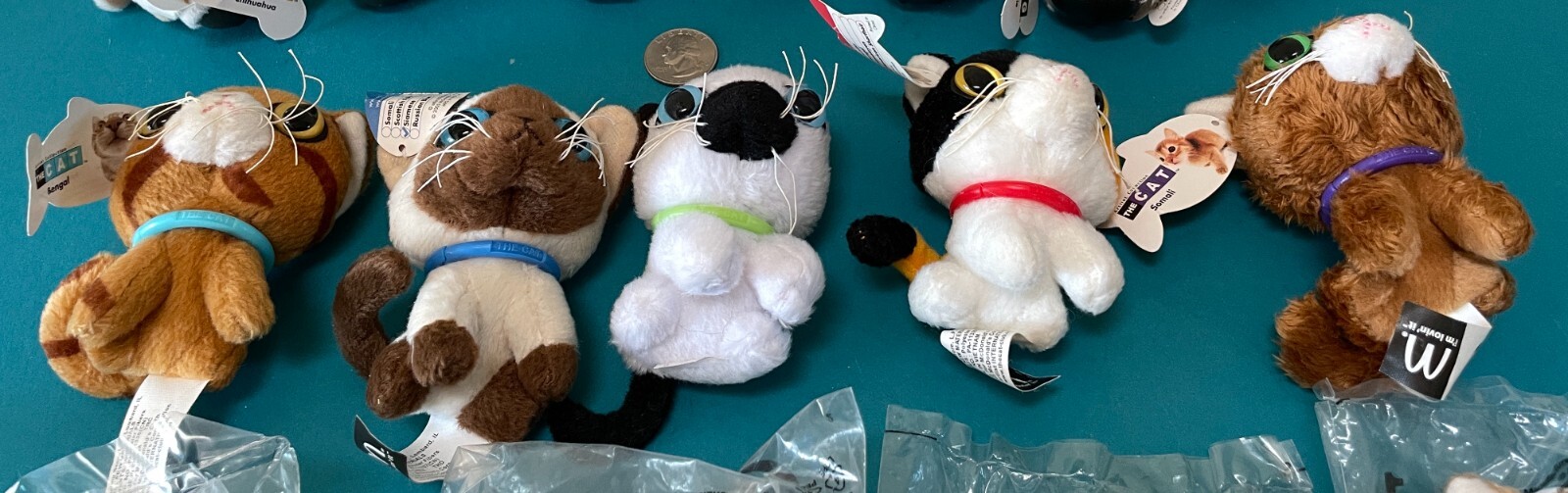 The Dog Cat – Artlist Collection 2005 McDonald's Happy Meal Toys