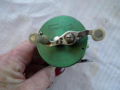 BRONSON NO.2200 GREEN HORNET LEVEL WIND CASTING REEL IN BOX | eBay