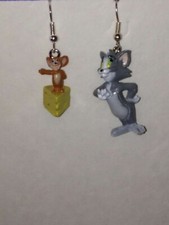 CARTOON NETWOR TOM & JERRY FIGURE DANGLE EARRINGS