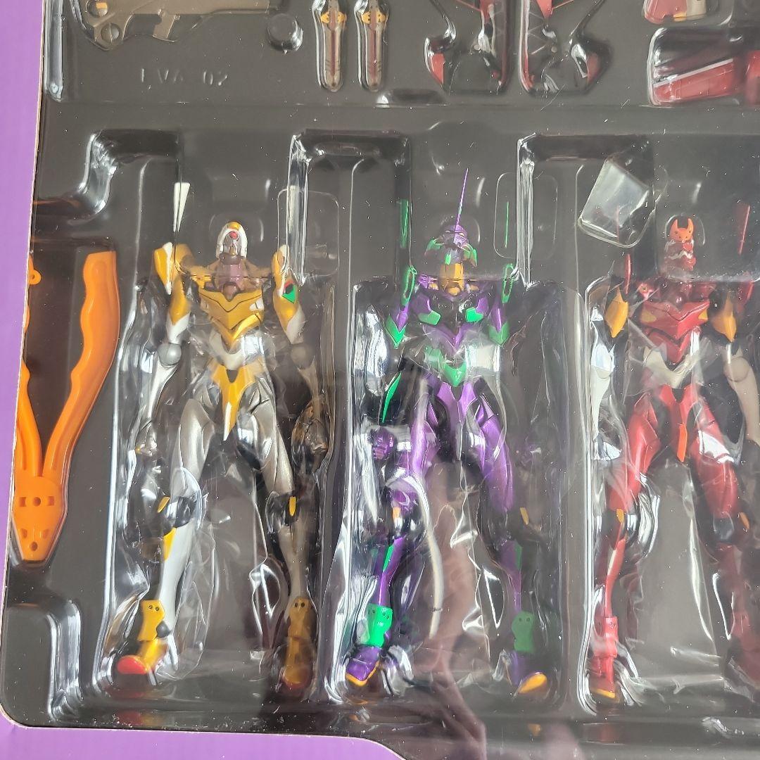 EVANGELION COLLECTOR'S BOX メタリックカラー版 非売品 New FS Revoltech Evangelion Metallic Figure Theatrical