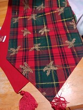 Christmas Table Runner Red Green PLAID W/ GOLD HOLLY Tassels LNT HOME HOLIDAY