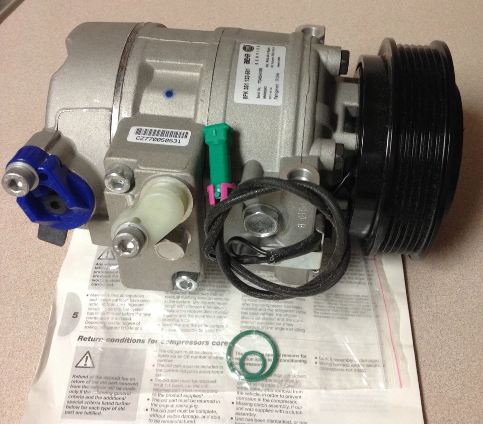 Compresor de aire acondicionado Behr Hella 8FK 351 132-581 AUDI A6/A8 Porsche 911 Boxster Passat Foto 2 de 4