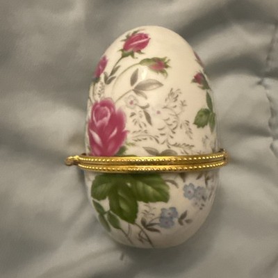 Beautiful Vintage Rose Painted Egg-Shaped Hinged Trinket Box
