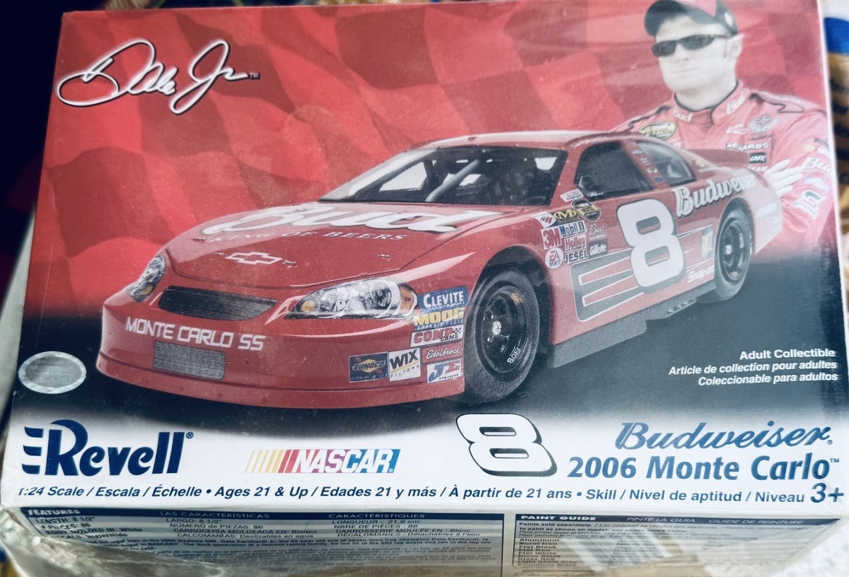 Revell Dale Earnhardt Jr #8 Budweiser 2006 Monte Carlo 1:24 Model