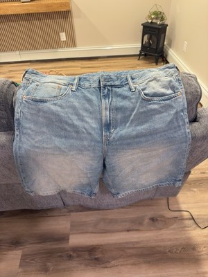 H&M Men s Blue Light Wash Relaxed Fit Denim Shorts Button 5-Pocket 38