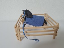 Schleich Pferd mit Zubehör Koppel Halfter Decke Ostergeschenk