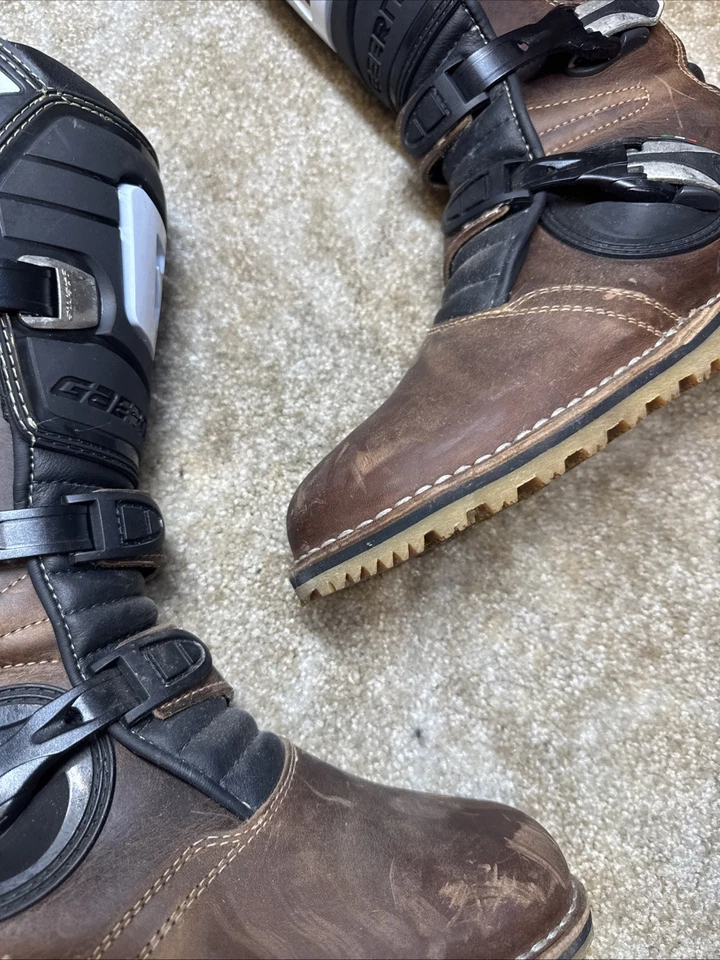 Botas Gaerne Balance Aceitadas Talla 9 2522-013-012 Marrón Impermeable Cuero Italia Foto 3 de 4