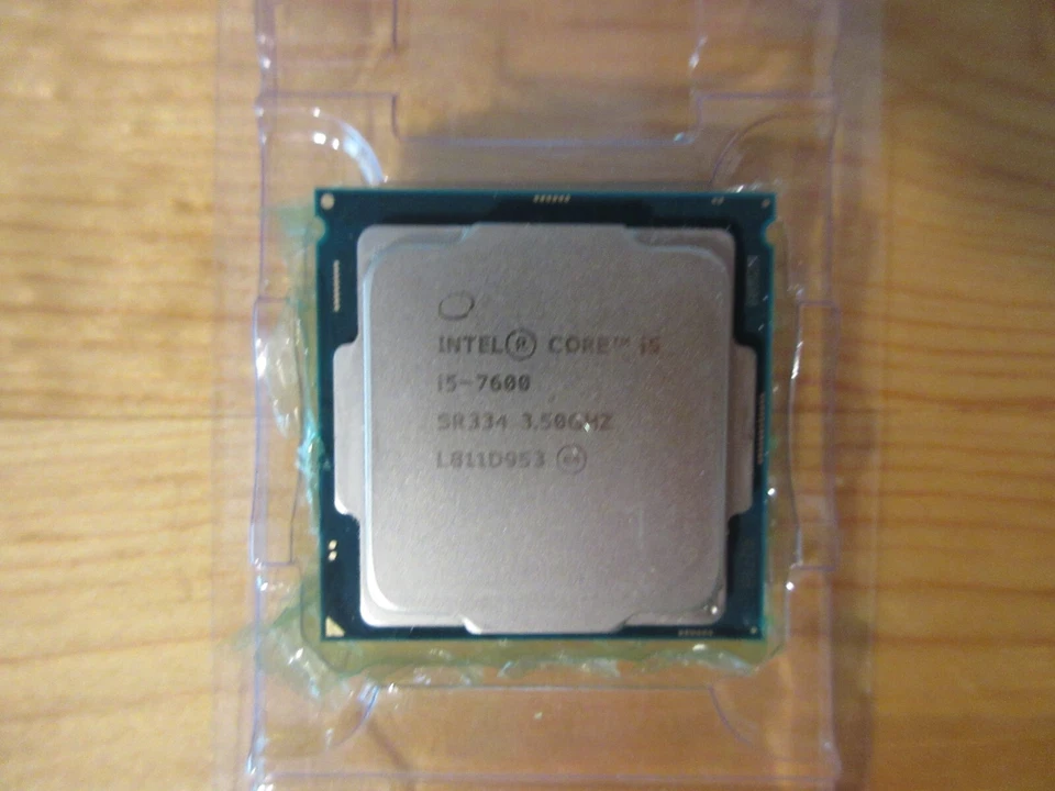 Intel Core i5-7600 3.50GHz 6M Socket 1151 Quad-Core CPU Processor LGA1151  SR334 - Image 2 of 2