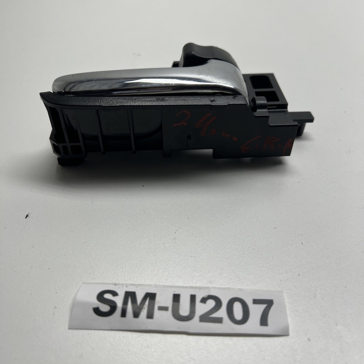2003-08 Toyota Matrix 69274-02010 Rear Right Inside Door Handle