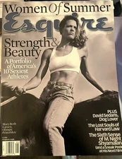 ESQUIRE Magazine August 2000 MARY BETH LARSON No Label B37:1385