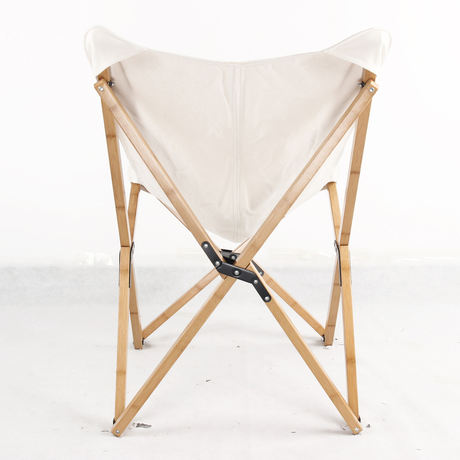 AmeriHome BFCBCW Canvas and Bamboo Butterfly Chair - White