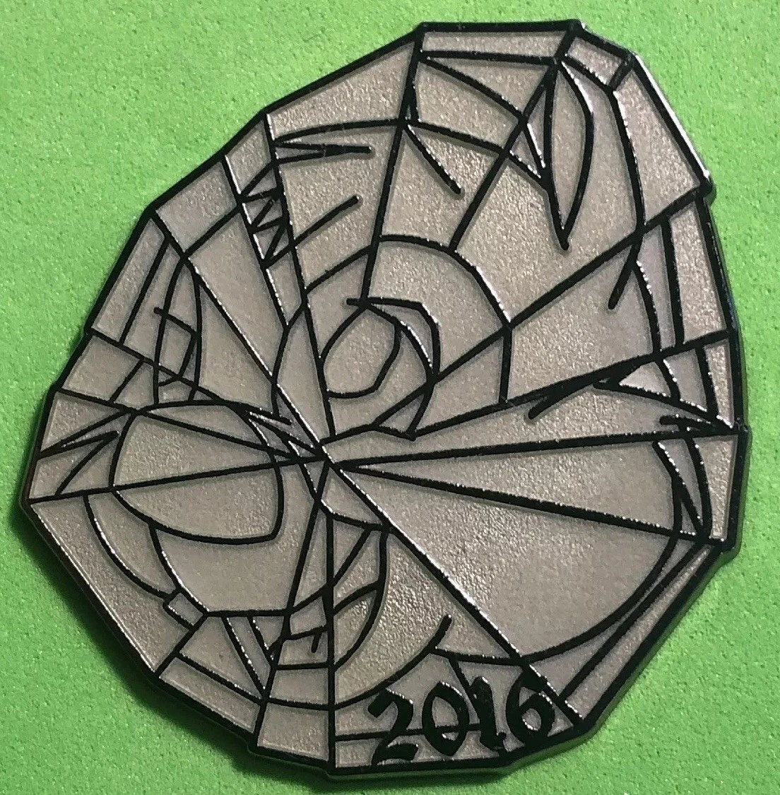 DISNEY 2016 MNSSHP SPIDER WEB MYSTERY SET HALLOWEEN DALE LIMITED RELEASE PIN