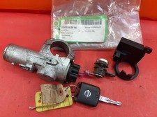  NISSAN ALMERA TINO Lock Set  2005