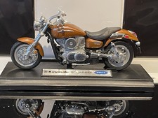 Kawasaki 2002 Vulcan 1500 Mean Streak by Welly 1/18 Scale Motorcycle Model Bike