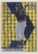 2021 Panini Mosaic Reactive Yellow Mosaic Prizm Miguel Cabrera #117 0l3d
