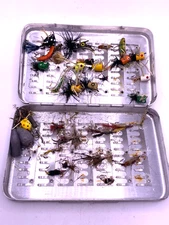 Vintage PERRINE #96 Fly fishing Flies holder tin metal tin full of flies