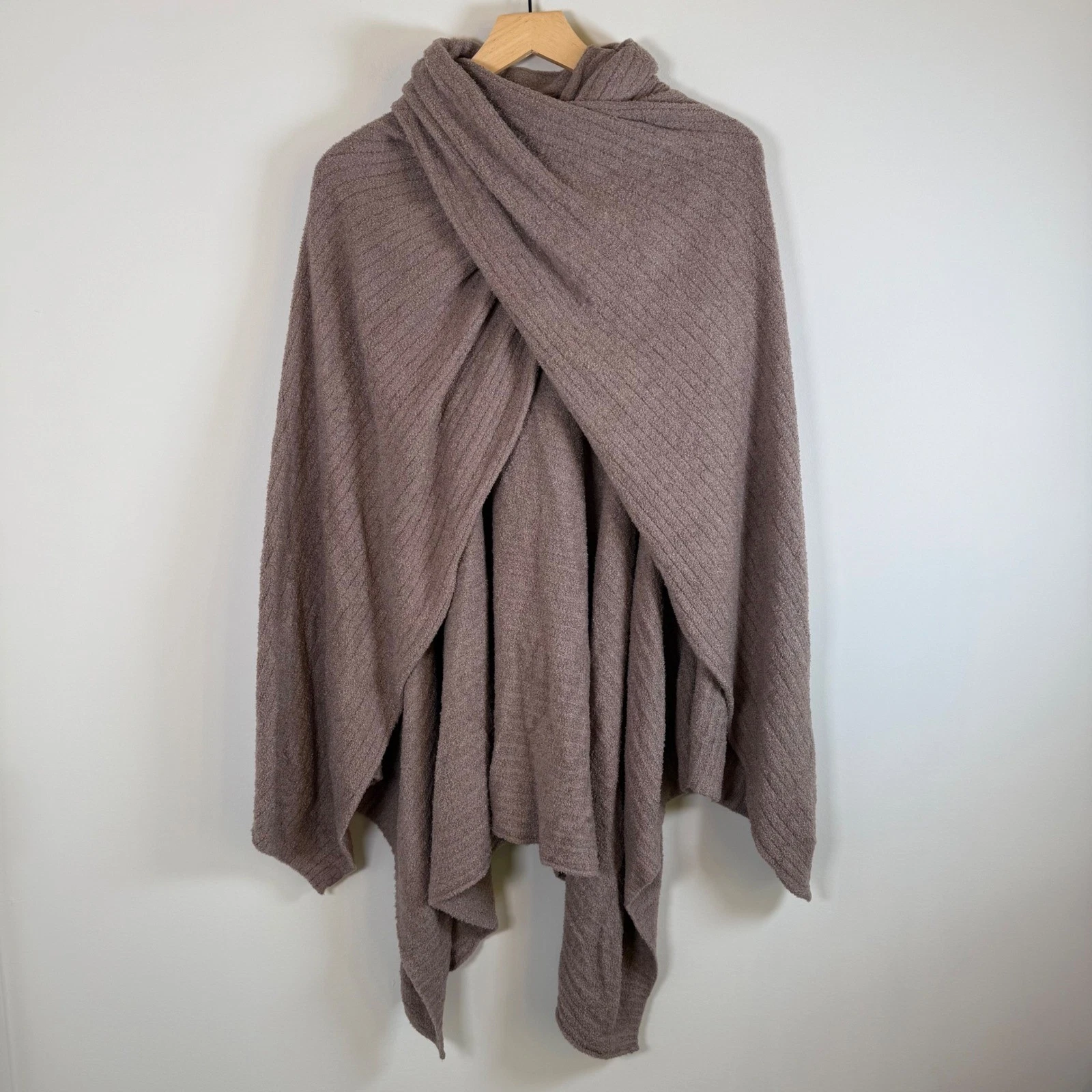 Barefoot Dreams CozyChic Lite Cardigan Wrap Poncho Shawl One Size Travel