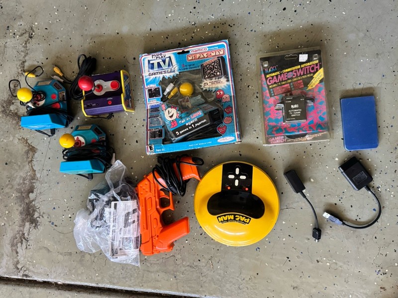 Vintage Plug & Play TV Games Lot Pac-Man Namco Jakks Naki Untested As-Is